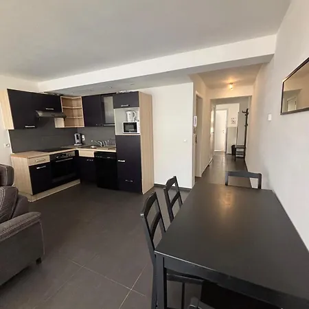 Spacieux Centre Apartament